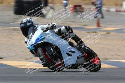 media/Apr-09-2022-SoCal Trackdays (Sat) [[c9e19a26ab]]/Turn 2 (1140am)/